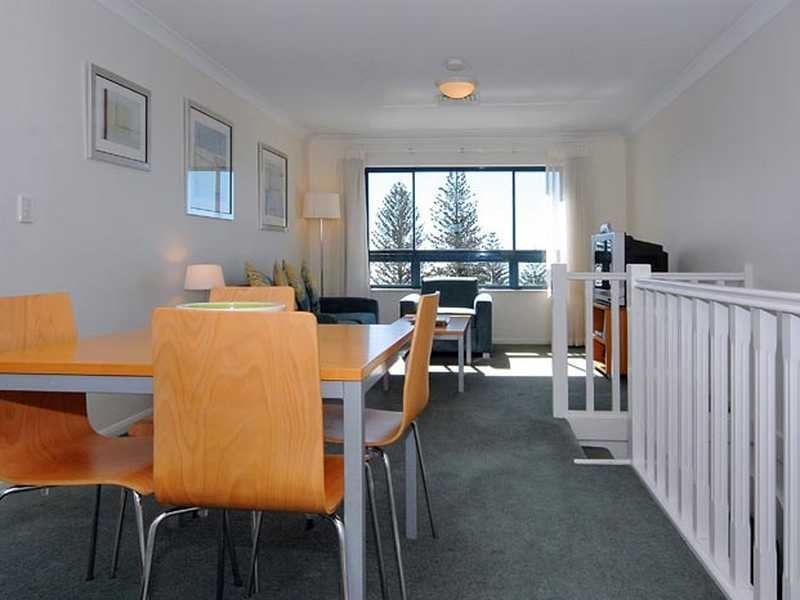 447/99 Griffith St, Coolangatta QLD 4225