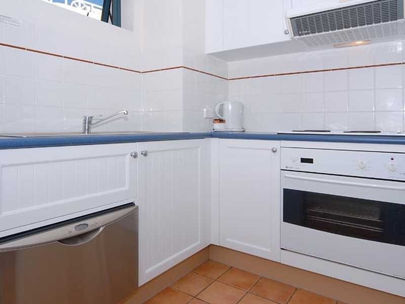 447/99 Griffith St, Coolangatta QLD 4225