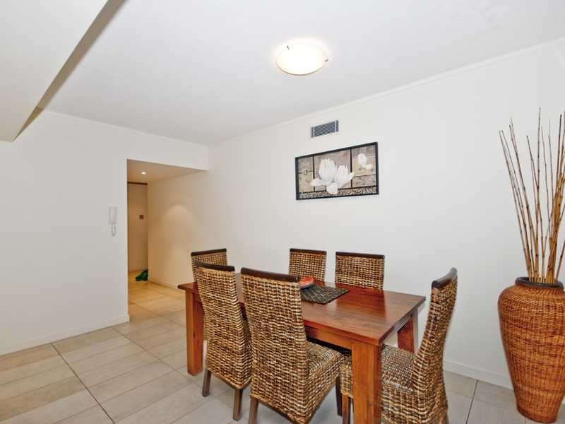 Apartment 907/3 McLean Street, Coolangatta QLD 4225