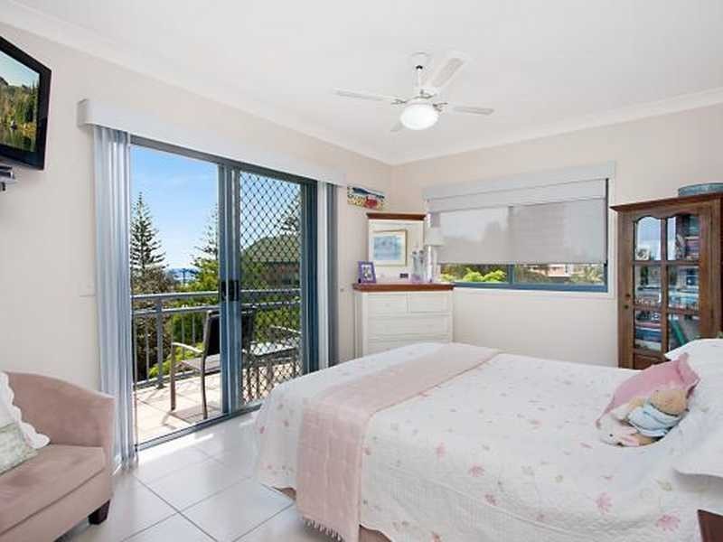 12/139 Golden Four Drive, Bilinga QLD 4225