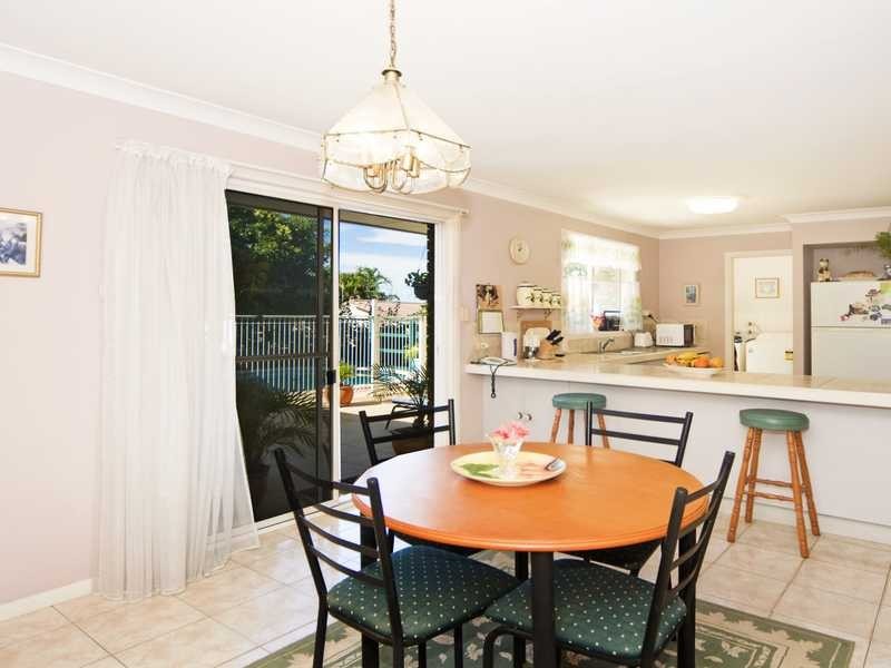 34 Peter Street, Banora Point NSW 2486