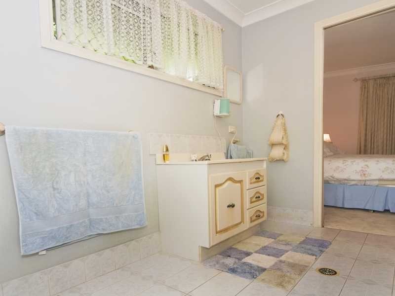 34 Peter Street, Banora Point NSW 2486