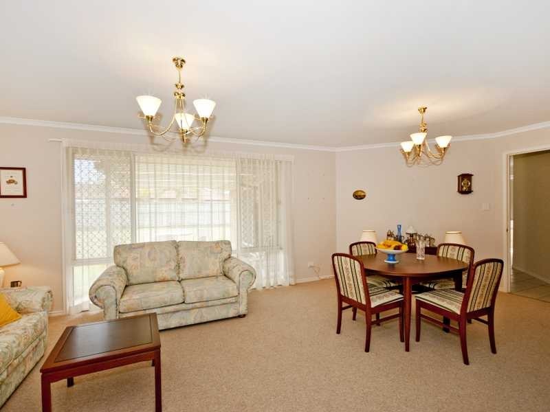 3 Magnolia Crescent, Banora Point NSW 2486