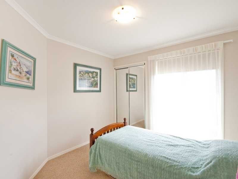 3 Magnolia Crescent, Banora Point NSW 2486