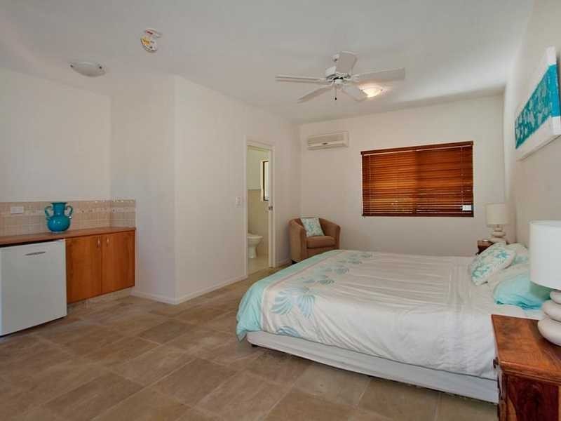 9 Peninsula Street, Hastings Point NSW 2489