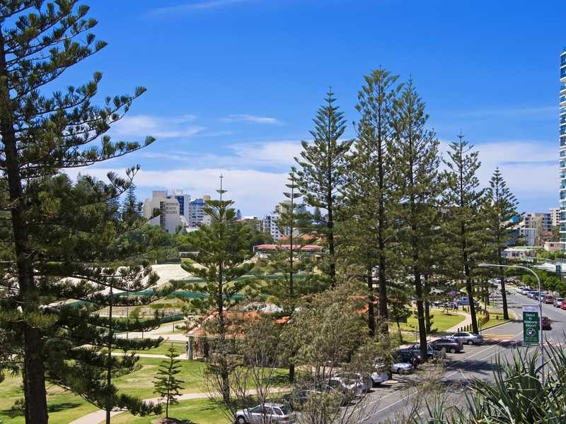 Unit 405/99 Griffith Street, Coolangatta QLD 4225