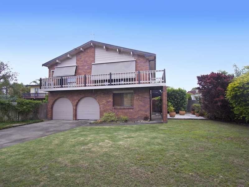 11 Pelican Place, Tweed Heads West NSW 2485