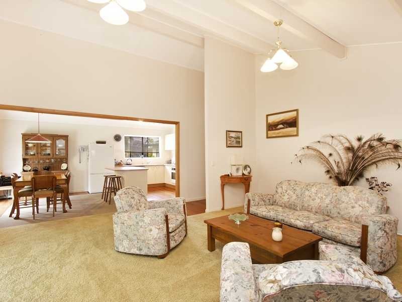 11 Pelican Place, Tweed Heads West NSW 2485