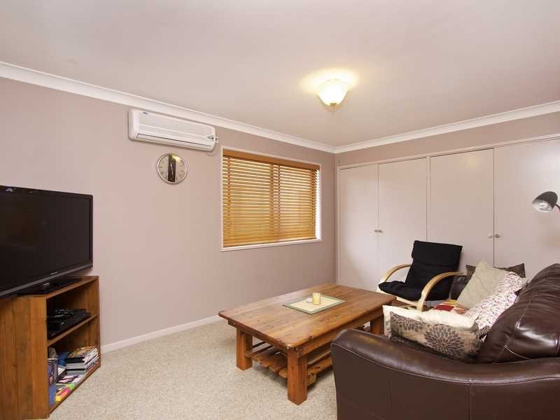 11 Pelican Place, Tweed Heads West NSW 2485