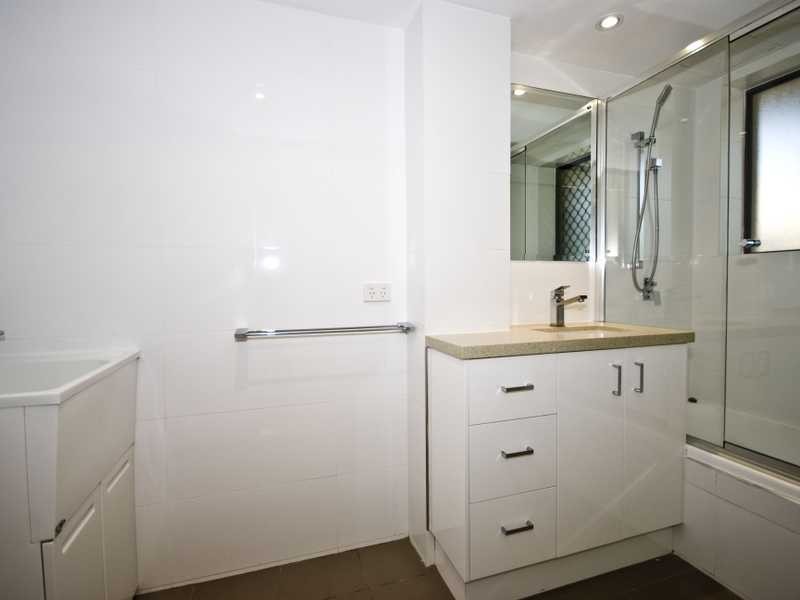 Unit/1/271 Golden Four Dr, Bilinga QLD 4225