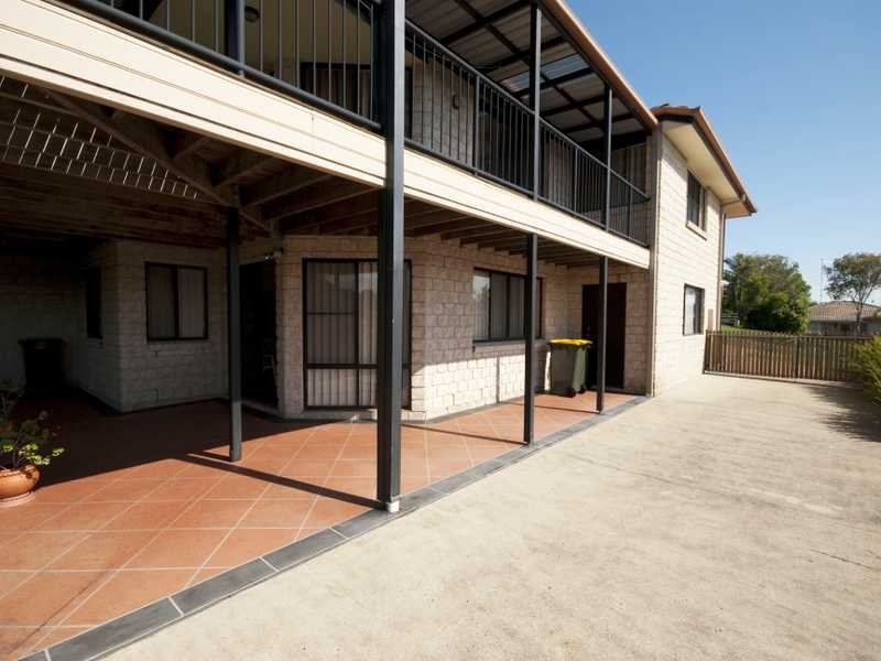 94 Lochlomond Drive, Banora Point NSW 2486