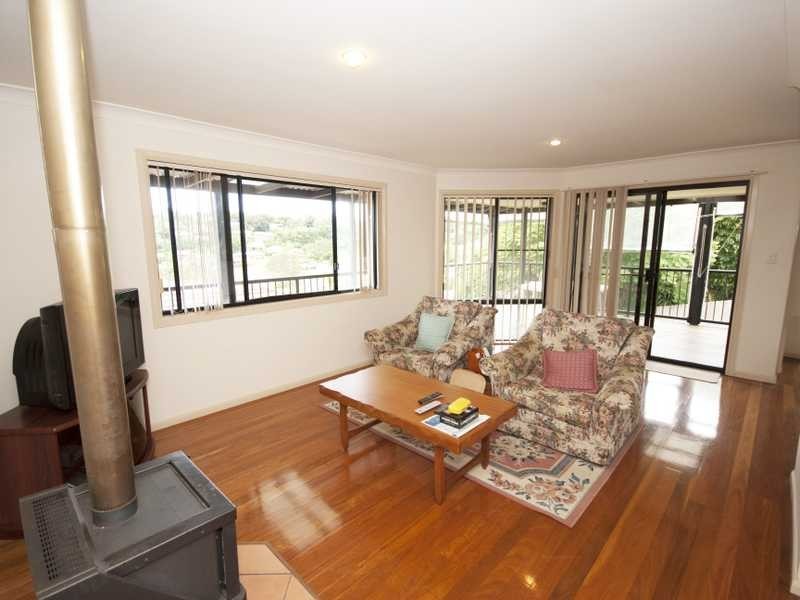94 Lochlomond Drive, Banora Point NSW 2486