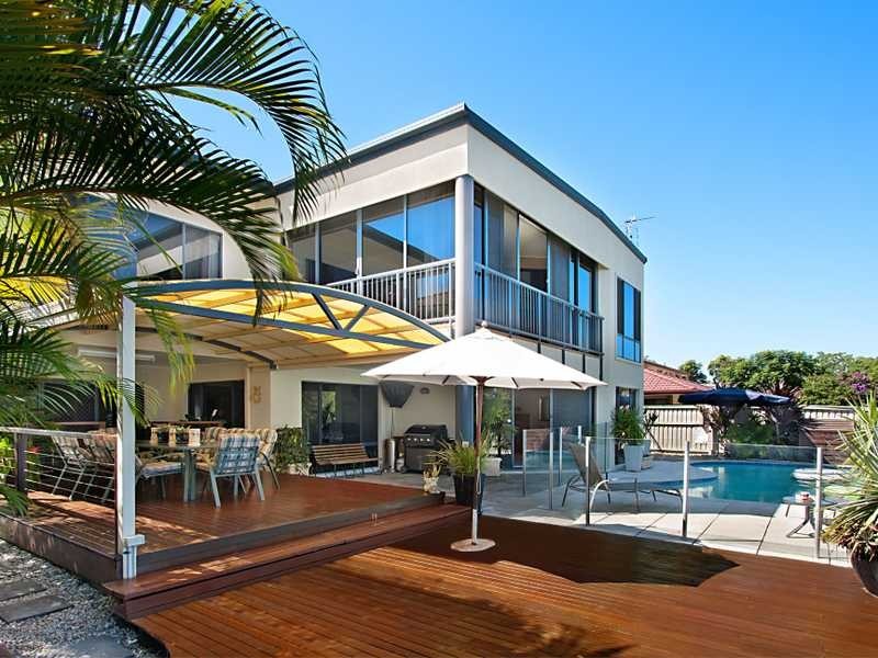 32 Daintree Close, Banora Point NSW 2486