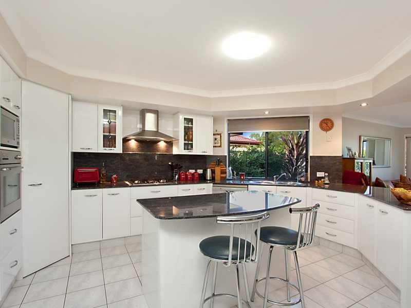 32 Daintree Close, Banora Point NSW 2486