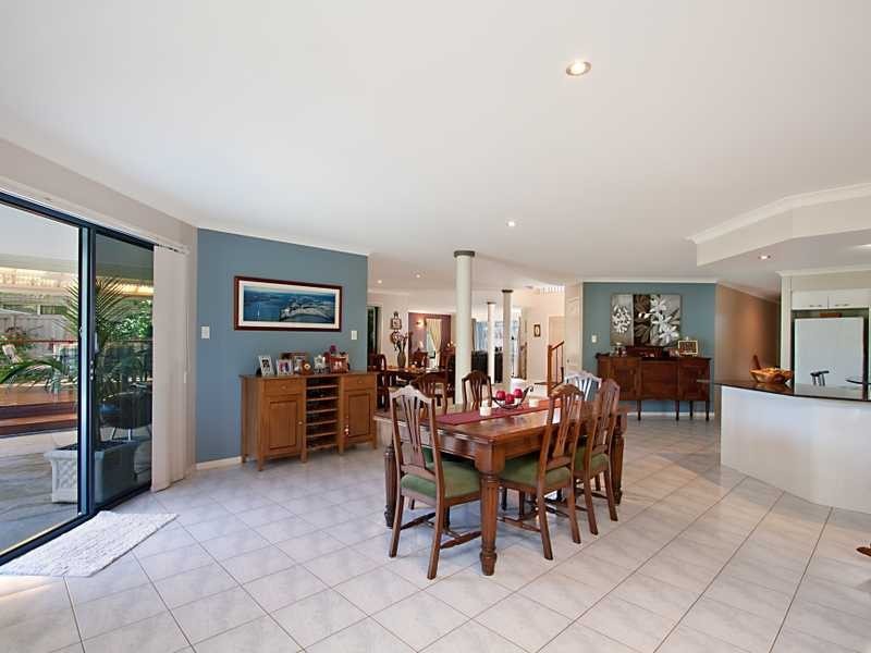 32 Daintree Close, Banora Point NSW 2486