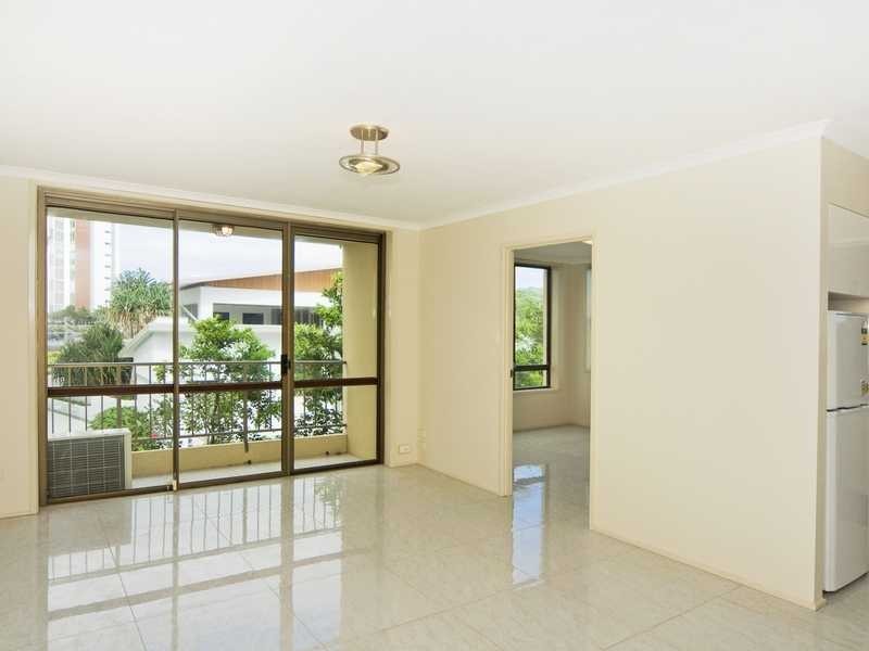 15/22 Musgrave Street, Coolangatta QLD 4225