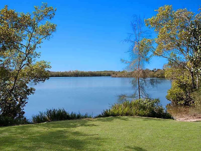 2/8 Gollan Drive, Tweed Heads NSW 2485