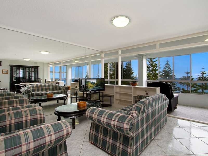 Unit/19 Rainbow Pacific 162 Marine Parade, Coolangatta QLD 4225