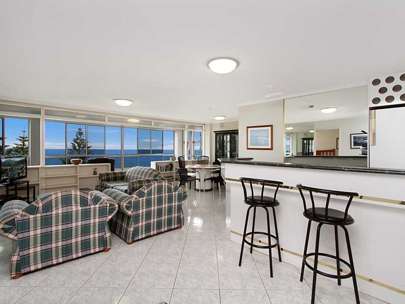 Unit/19 Rainbow Pacific 162 Marine Parade, Coolangatta QLD 4225