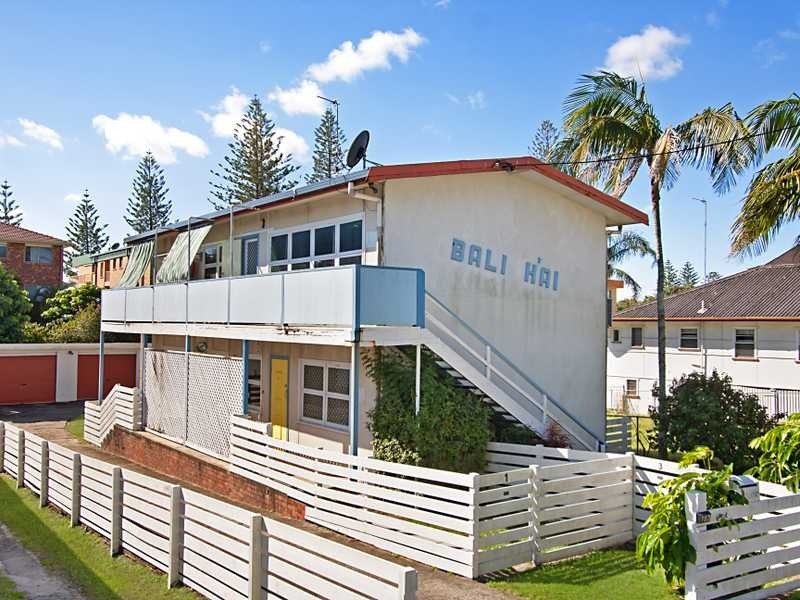 163 Golden Four Drive, Bilinga QLD 4225