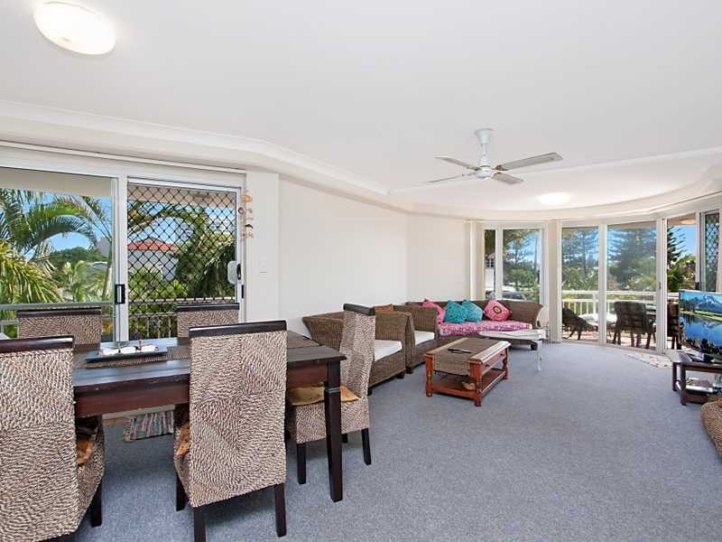 Unit/9/102 Musgrave Street, Coolangatta QLD 4225