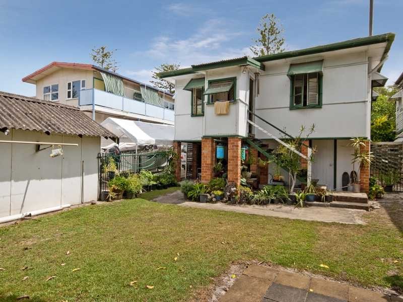 165 Golden Four Drive, Bilinga QLD 4225