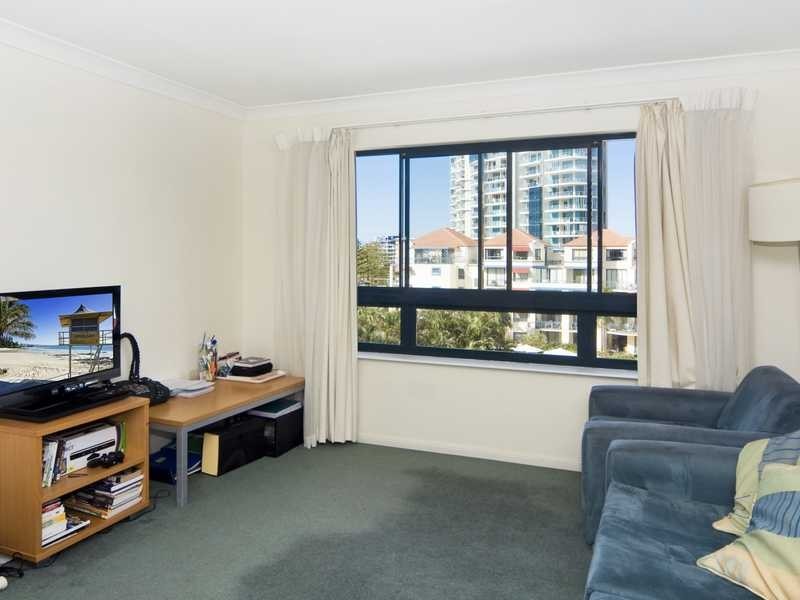 Unit 413/99 Griffith Street, Coolangatta QLD 4225