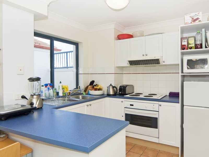 Unit 413/99 Griffith Street, Coolangatta QLD 4225