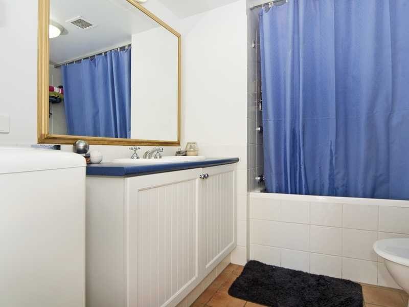 Unit 413/99 Griffith Street, Coolangatta QLD 4225