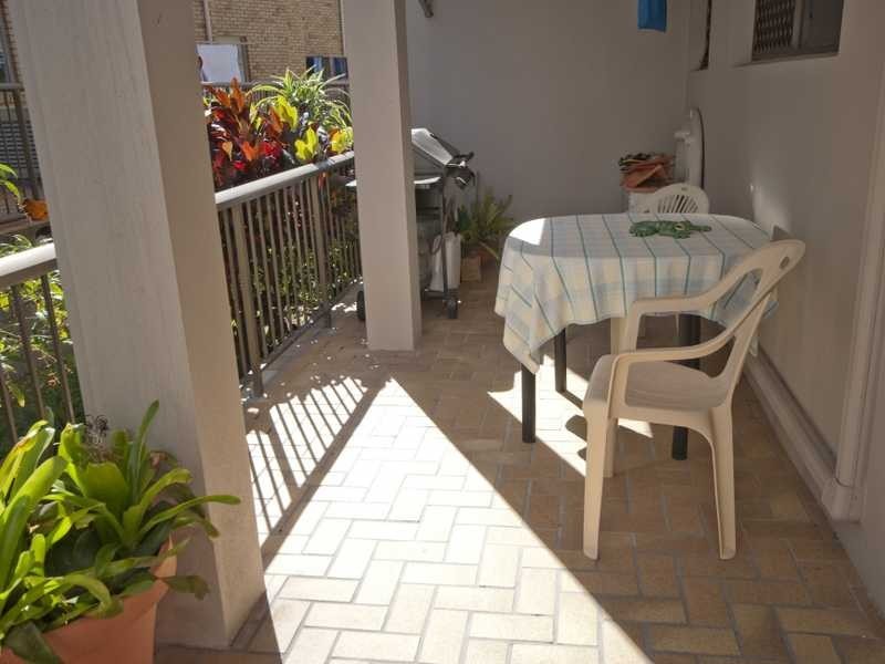 Unit/2/271 Golden Four Drive, Bilinga QLD 4225