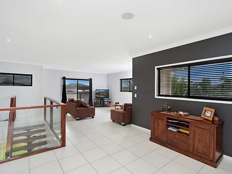 6 Mylestom Circle, Pottsville NSW 2489