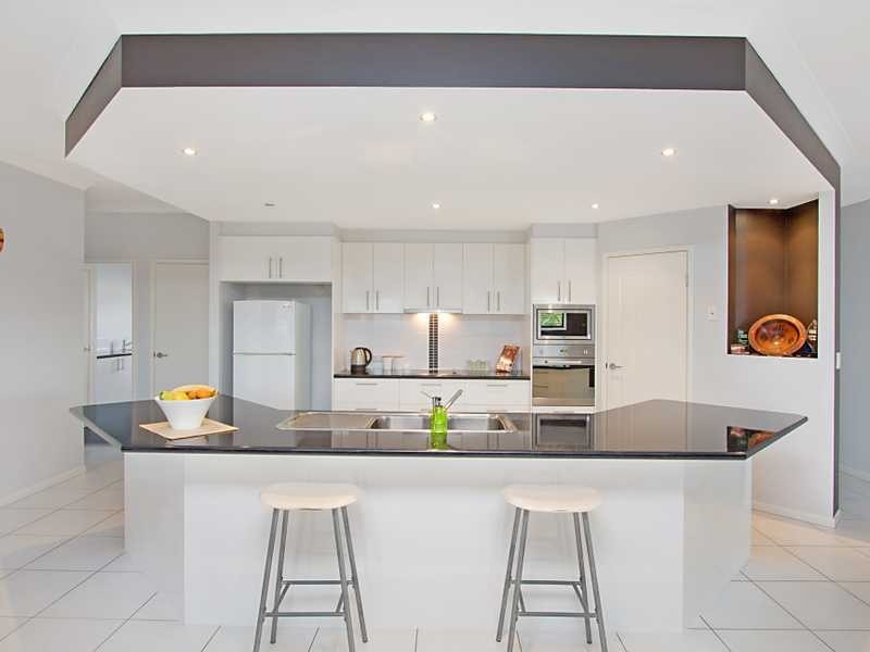 6 Mylestom Circle, Pottsville NSW 2489