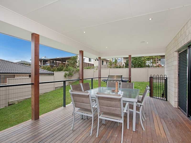 6 Mylestom Circle, Pottsville NSW 2489
