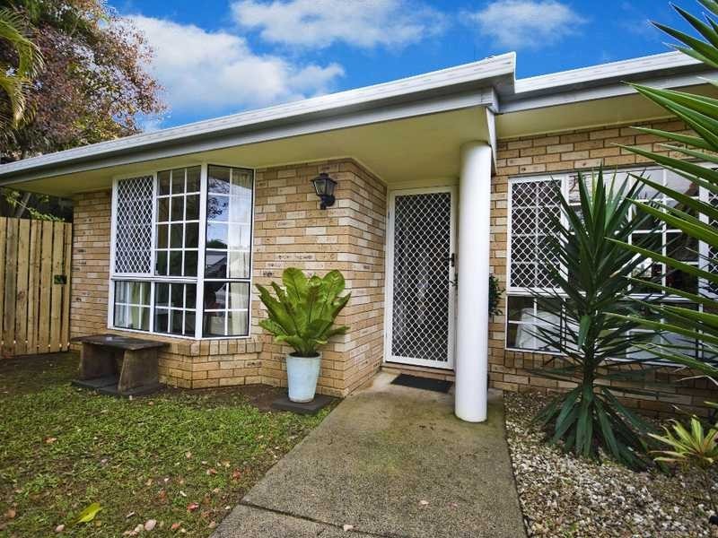 2/85 Lochlomond Drive, Banora Point NSW 2486
