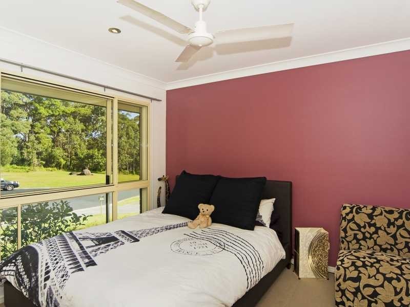 19 Firetail Court, Tweed Heads South NSW 2486