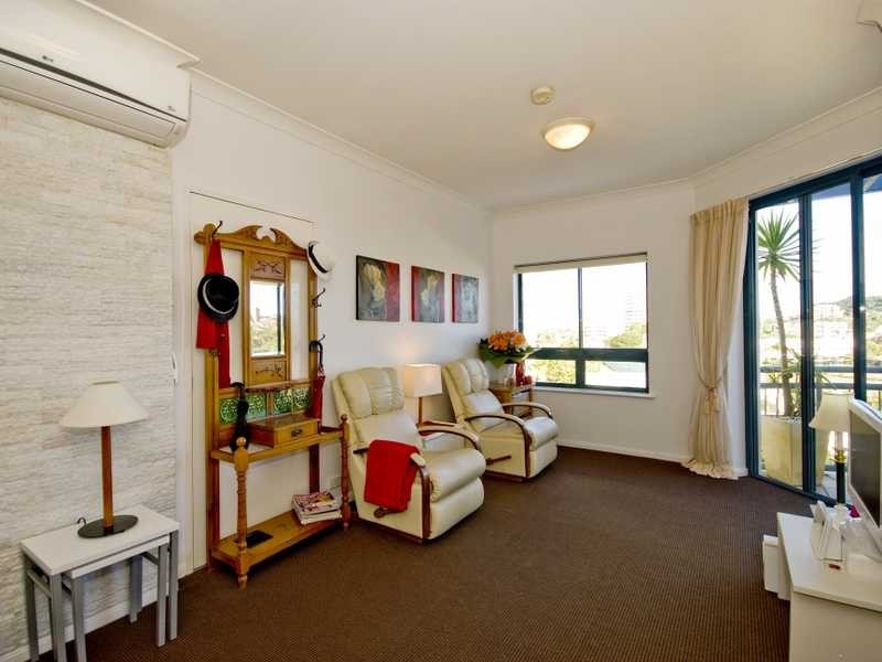 Unit 424/99 Griffith Street, Coolangatta QLD 4225