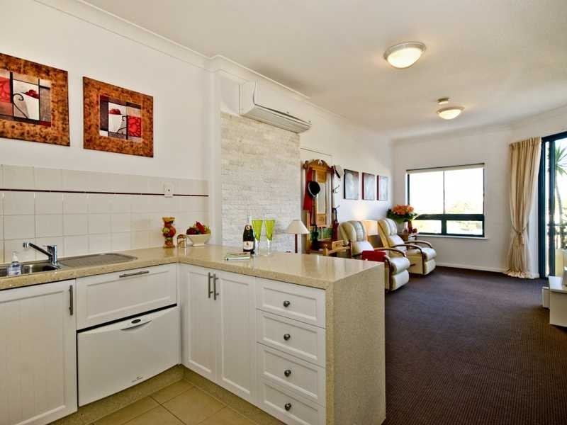 Unit 424/99 Griffith Street, Coolangatta QLD 4225