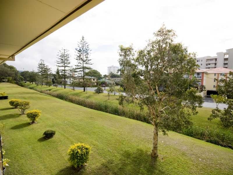 10/17-21 Coolangatta Road, Kirra QLD 4225