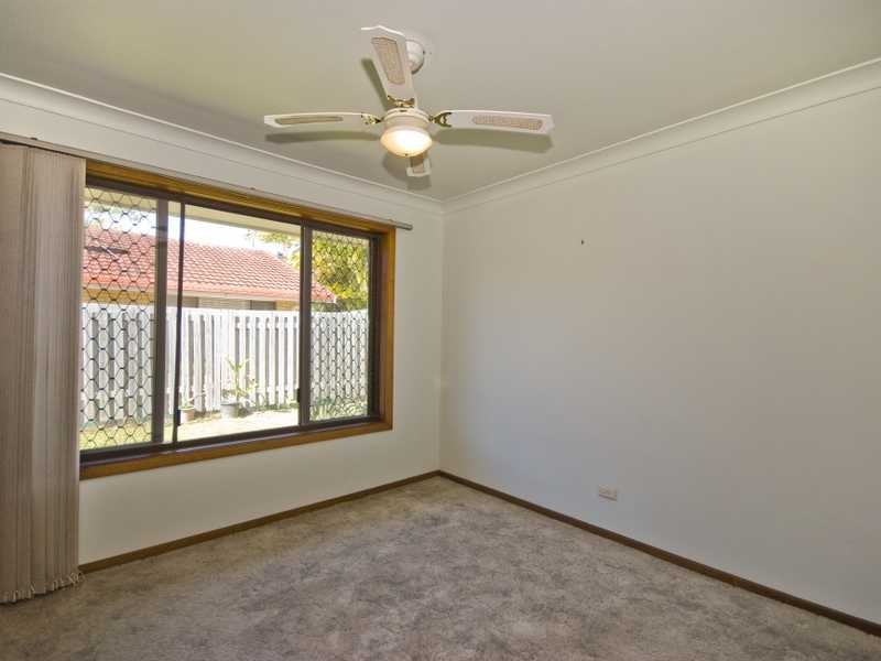 2/30 The Lakes Drive, Tweed Heads West NSW 2485