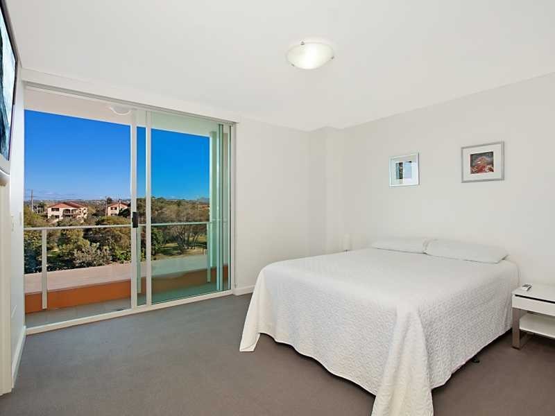 Unit 207/2 Creek Street, Coolangatta QLD 4225