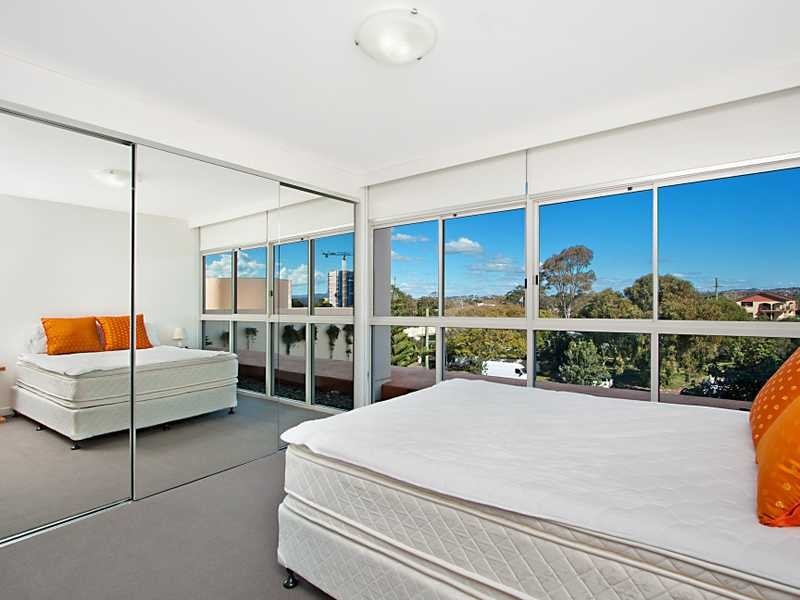 Unit 207/2 Creek Street, Coolangatta QLD 4225