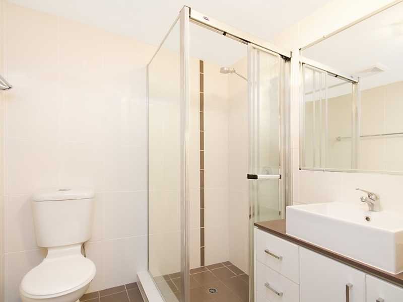 2/111-113 Golden Four Drive, Bilinga QLD 4225