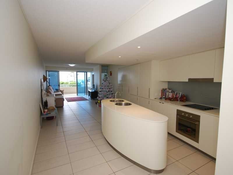 206/3 Mclean Street, Coolangatta QLD 4225