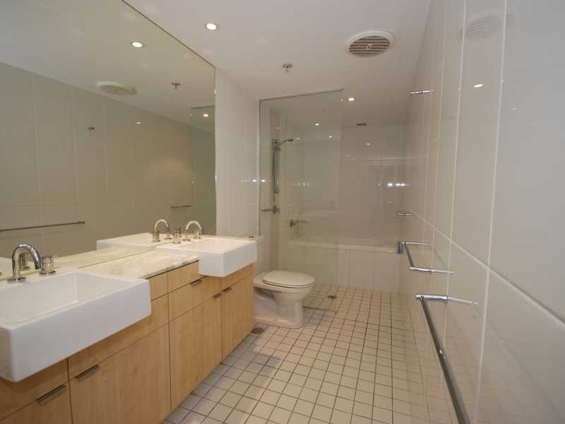 206/3 Mclean Street, Coolangatta QLD 4225