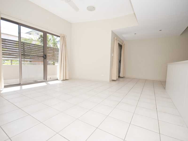 5/77 Mclean Street, Coolangatta QLD 4225