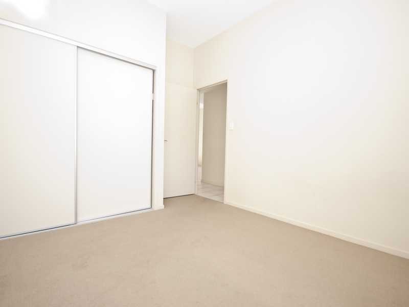 5/77 Mclean Street, Coolangatta QLD 4225