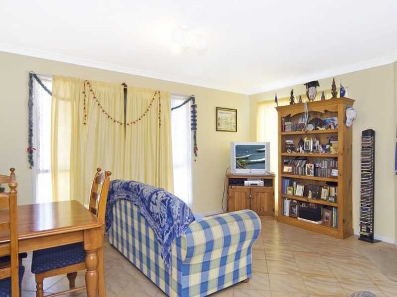 1/6 Alpina Place, Banora Point NSW 2486