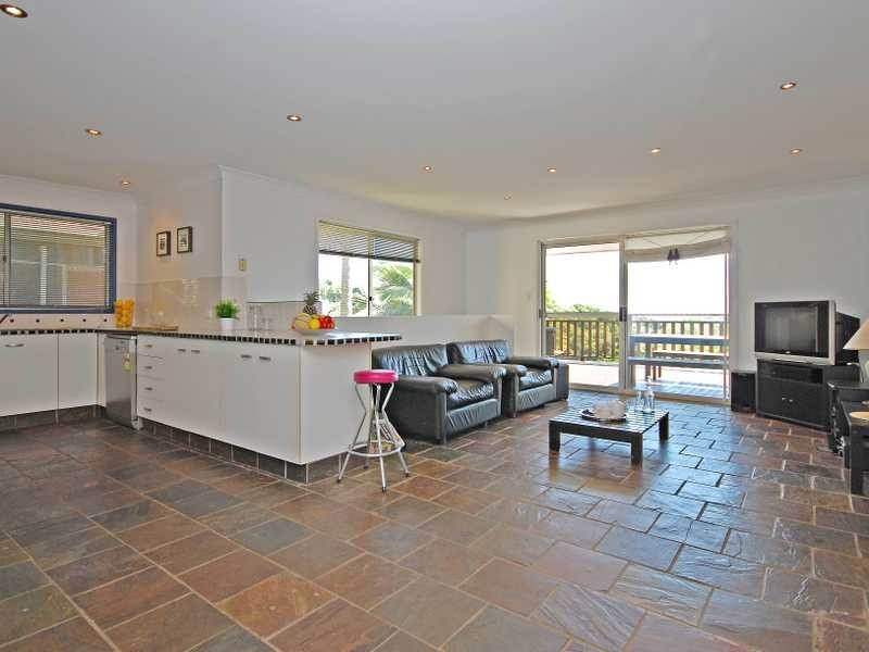 32 Peninsula Drive, Bilambil Heights NSW 2486