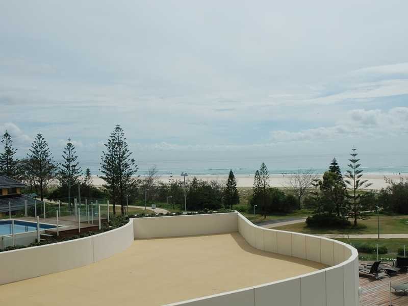 304/2 Creek Street, Kirra QLD 4225