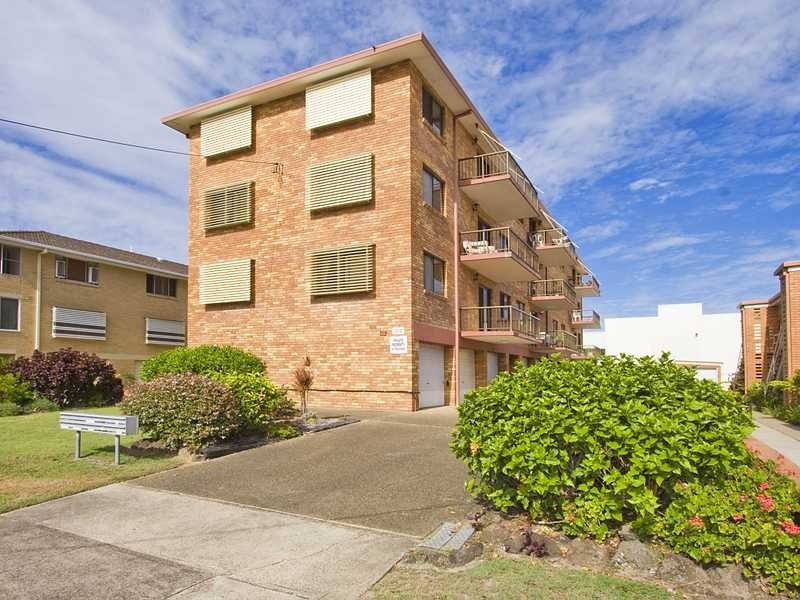 2/11 Endeavour Parade, Tweed Heads NSW 2485
